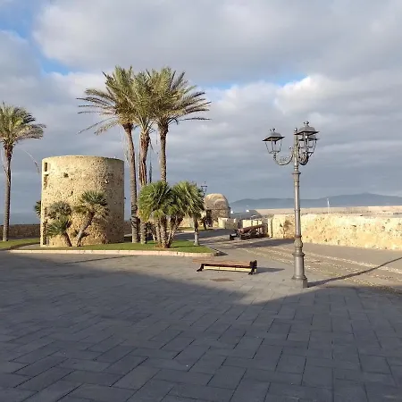 ゲストハウス Damarilu アルゲーロ