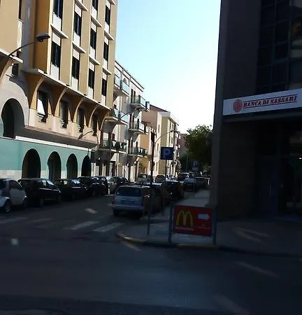 Damarilu Πανσιόν